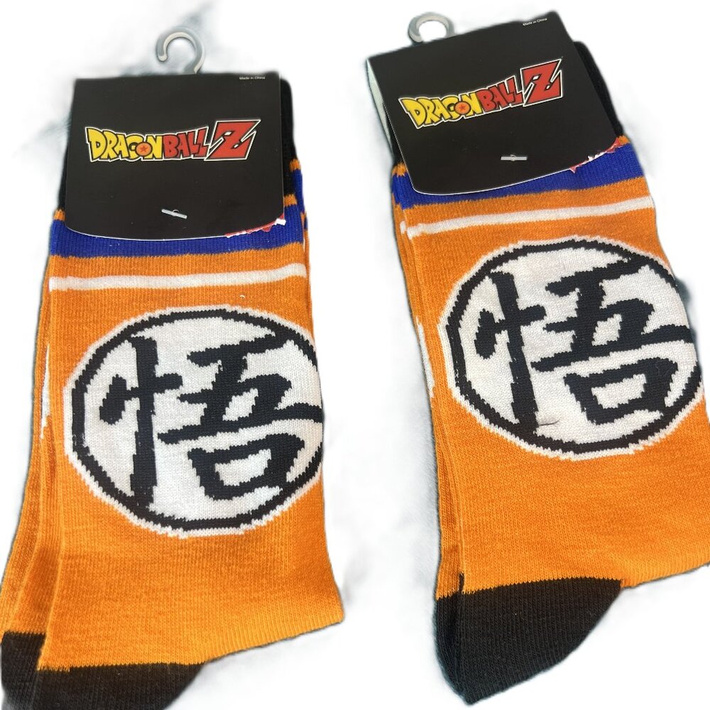 TOEI ANIMATION- DRAGON BALL Z ANIME CREW SOCKS, WOMEN 5-10, MEN 8-12